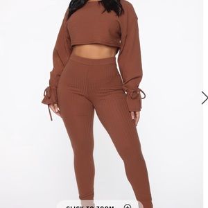 Fashion nova brown two piece set 🍫